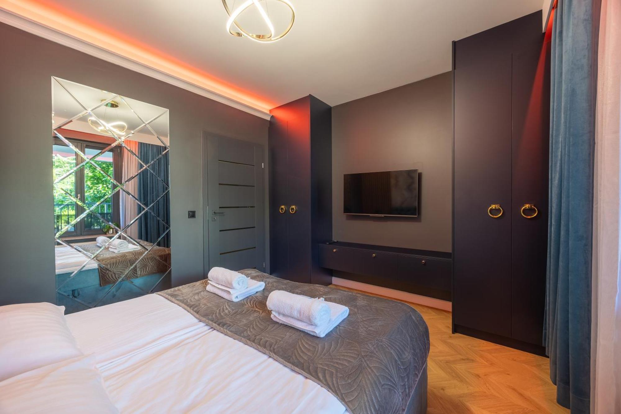 Golden Park Aparthotel Stettino Esterno foto